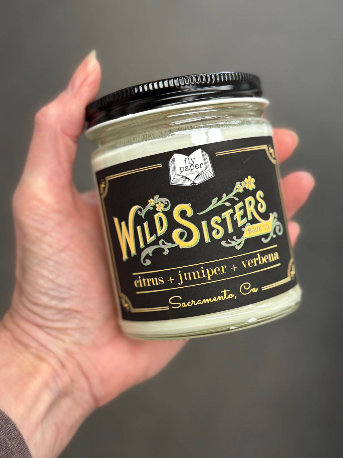 Spindle and Spine 9oz Soy Glass Candle : Salt + Sea Grass + Ocean Air (To the Lighthouse)